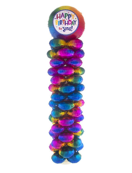 Ballonzuil happy birthday van 160 cm met zestien folieballonnen in regenboogkleuren voor een verjaardag