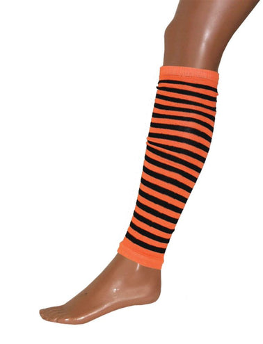 Beenwarmers zwart-oranje gestreept 50 cm over het onderbeen, met smalle zwarte ringen op fel oranje
