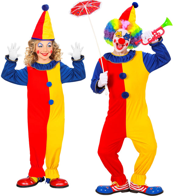 Clownspak kind Duo met rood-gele jumpsuit, blauwe kraag en puntmuts, gedragen door twee kinderen op carnaval