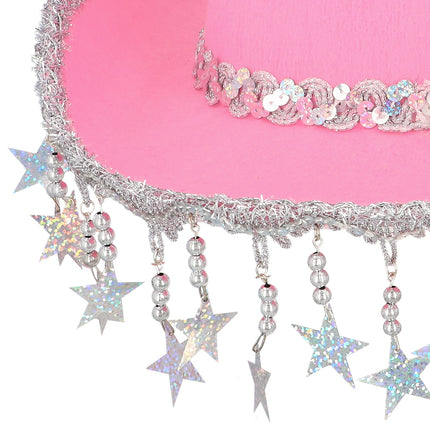 Detail van de roze westernhoed met lovertjesband, klatergoud en snoertjes van zilveren kralen met sterren