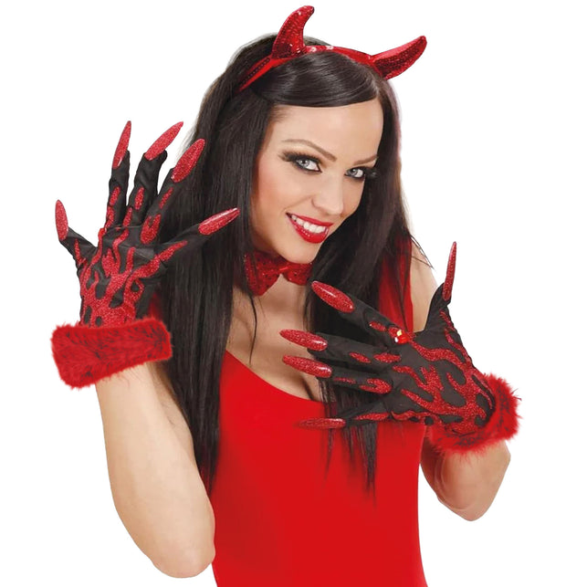 Duivelhandschoenen gedragen bij een rode jurk met hoorntjes, voor Halloween of carnaval