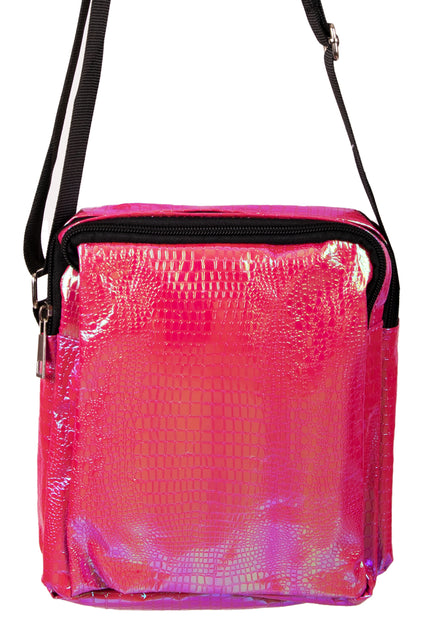 Fuchsia handtasje met glanzende slangenleerprint, brede rits en zwarte verstelbare schouderband