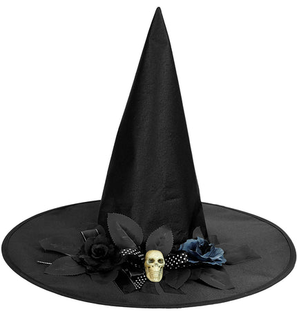 Heksenhoed Zoë zwart met hoge punt, brede rand, zwarte en blauwe rozen en schedeltje voor Halloween