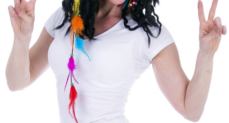 Hippieset 3-delig met regenboog peace-bril, gevlochten hoofdband met veren en kraaltjes voor een jaren 60-feest