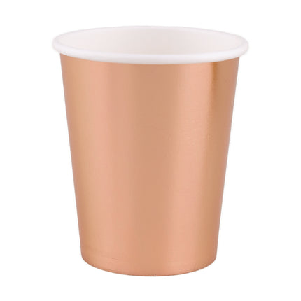 Kartonnen feestbeker in metallic roze met koperachtige glans en witte omgerolde rand