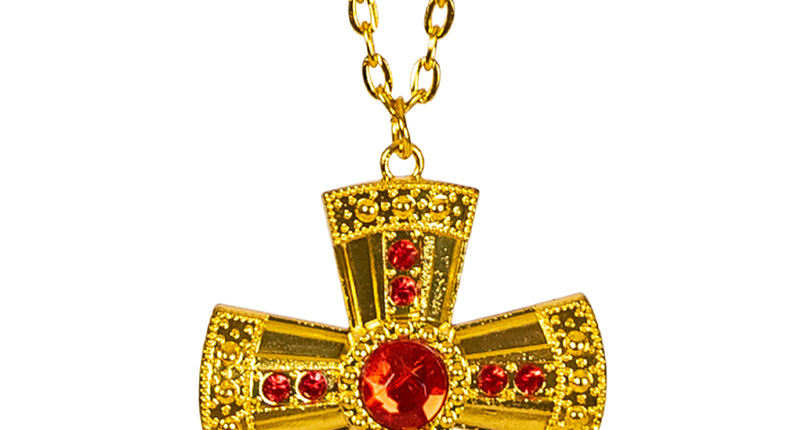 Ketting gouden kruis met rode steentjes en grote ronde middensteen aan schakelketting