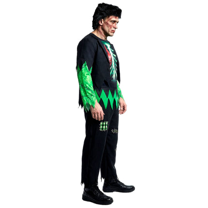 Monster pak Puck heren van de zijkant, groene ruitlap op de broek en geschulpte zoom