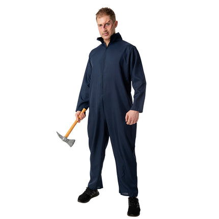 Nep pikhouweel gecombineerd met overall en schminkwonden voor een halloweenlook