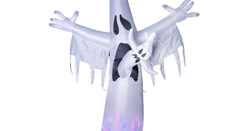 Opblaasbaar spook van 245 cm in wit met zwarte ogen, gerafelde vleugels en gekleurd licht onderin voor Halloween