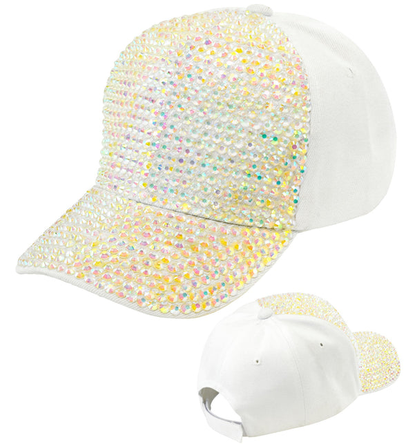 Pet strass met parels in wit met iriserende steentjes op front en klep, met achteraanzicht