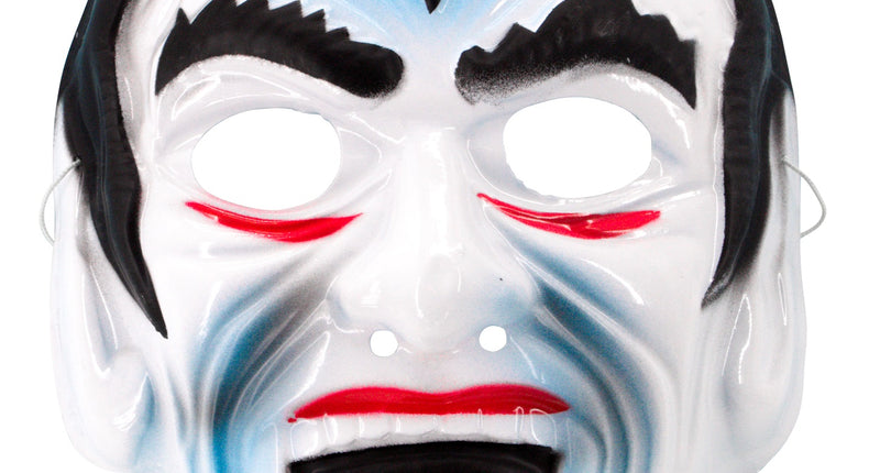 Plastic vampier masker met wit gezicht, zwart haar en rode mond met hoektanden voor Halloween