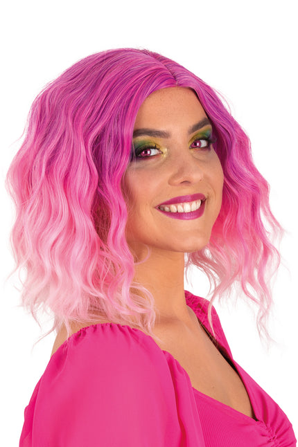 Pruik Alicia halflang met waves in roze, paarsroze aanzet met zacht roze punten
