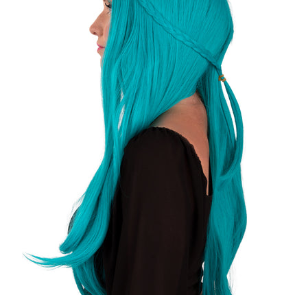 Pruik Eowyn turquoise van de zijkant, vlecht met goudkleurig ringetje bij de slaap