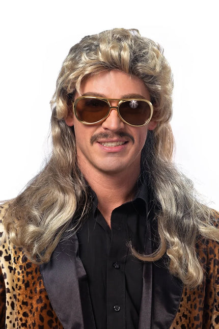 Pruik Jonny blond mulletmodel met volume bovenop en lange golvende lokken voor heren op foute party