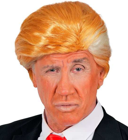 Pruik Mr. President Trump van voren, brede gefönde kuif die schuin over het voorhoofd valt