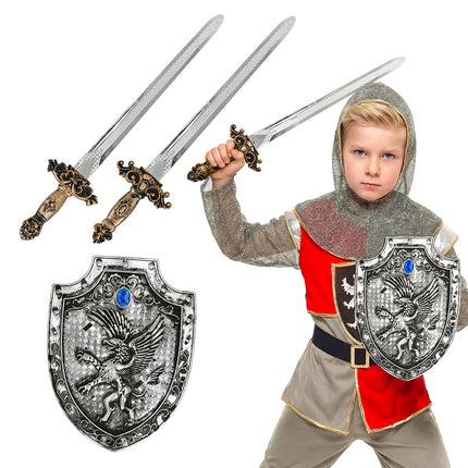 Ridderset voor kinderen met zilveren griffioenschild en twee zwaarden, gedragen bij een ridderkostuum