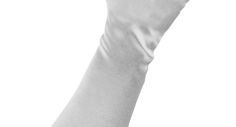 Satijnen handschoenen zilver 40 cm met glans en gesloten vingers, tot halverwege de onderarm