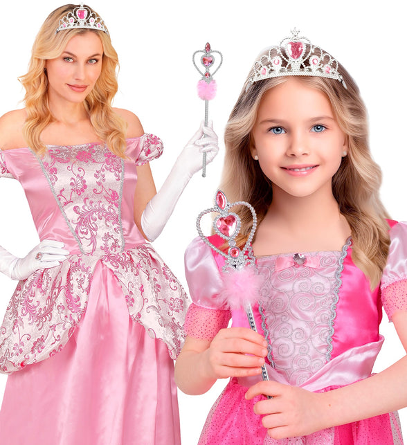 Toverstaf prinsessen met marabou vastgehouden door meisje en vrouw in roze prinsessenjurk