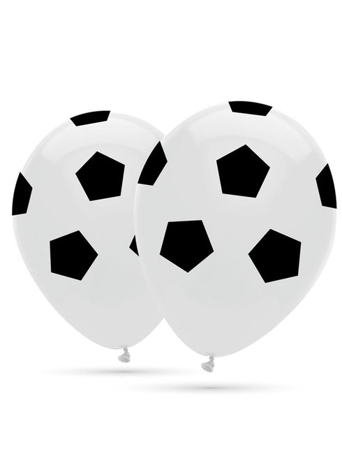 Voetbal ballonnen wit met zwarte vijfhoeken, twee opgeblazen latexballonnen voor een voetbalfeest