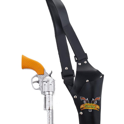 Zwarte schouderholster met klinknagels naast de zilverkleurige speelgoedrevolver met bewerkt patroon